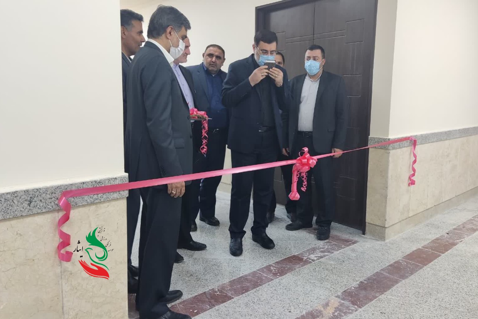 افتتاح فاز اقامتی ایثار اردبیل با حضور دکتر قاضی‌زاده‌هاشمی و مهندس امانی در هفته‌ی دولت