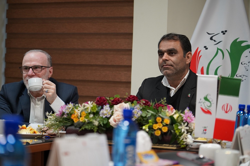 وبینار سرپرست موسسه ایثار با کلیه مدیران واحدهای استانی برگزار شد