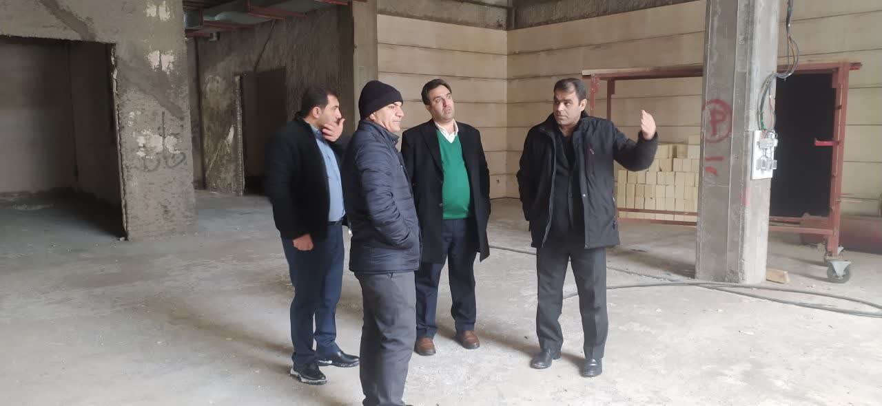 سرپرست و عضو هیئت مدیره به همراه مدیر حراست از پروژه ساخت مجتمع اقامتی و مرکز توانبخشی موسسه ایثار زنجان بازدید نمودند