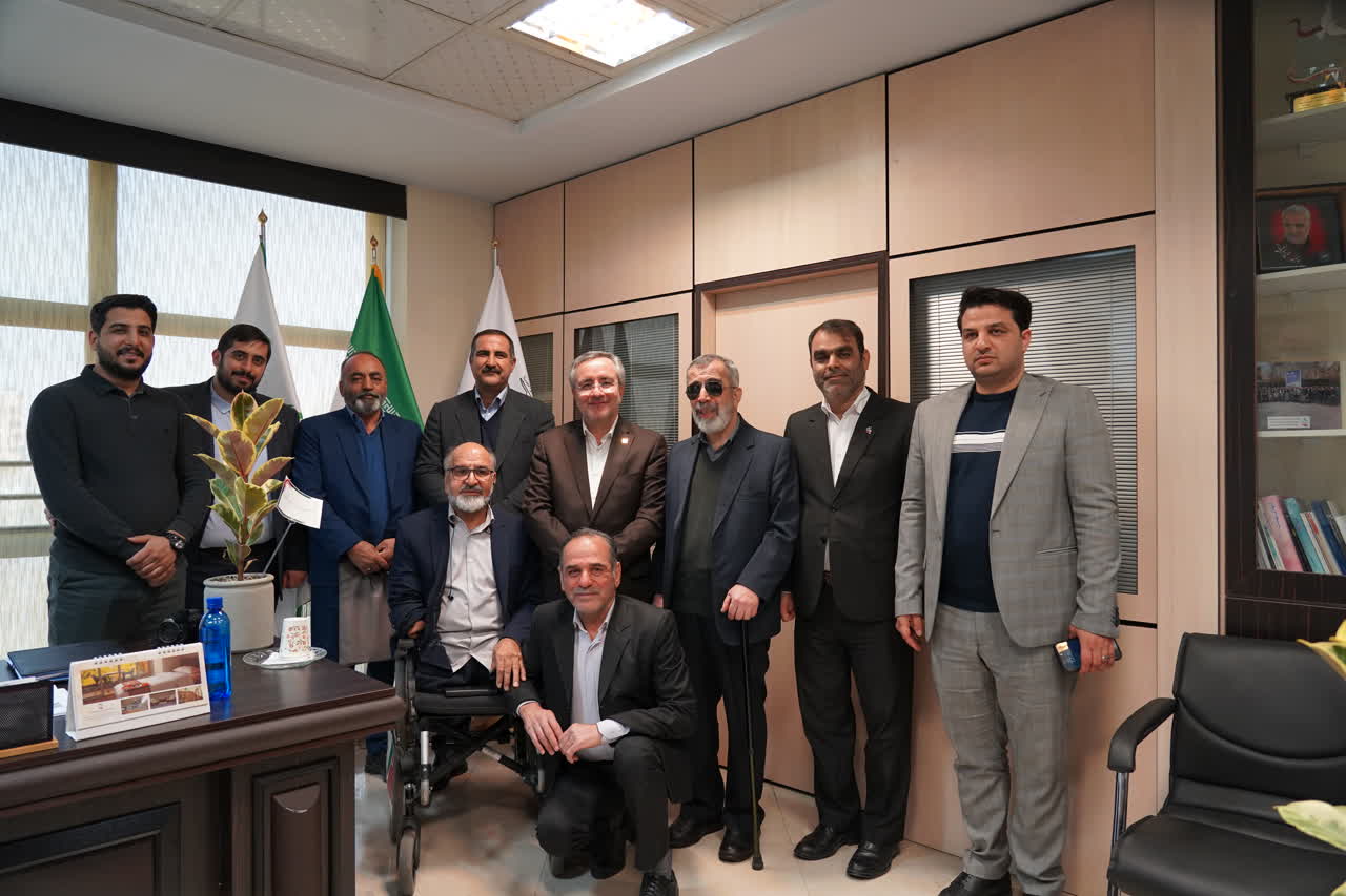 تقدیر مدیرعامل سازمان فرهنگی، هنری ورزشی و سیاحتی کوثر از همکاران جانباز موسسه فرهنگی، ورزشی و توانبخشی ایثار