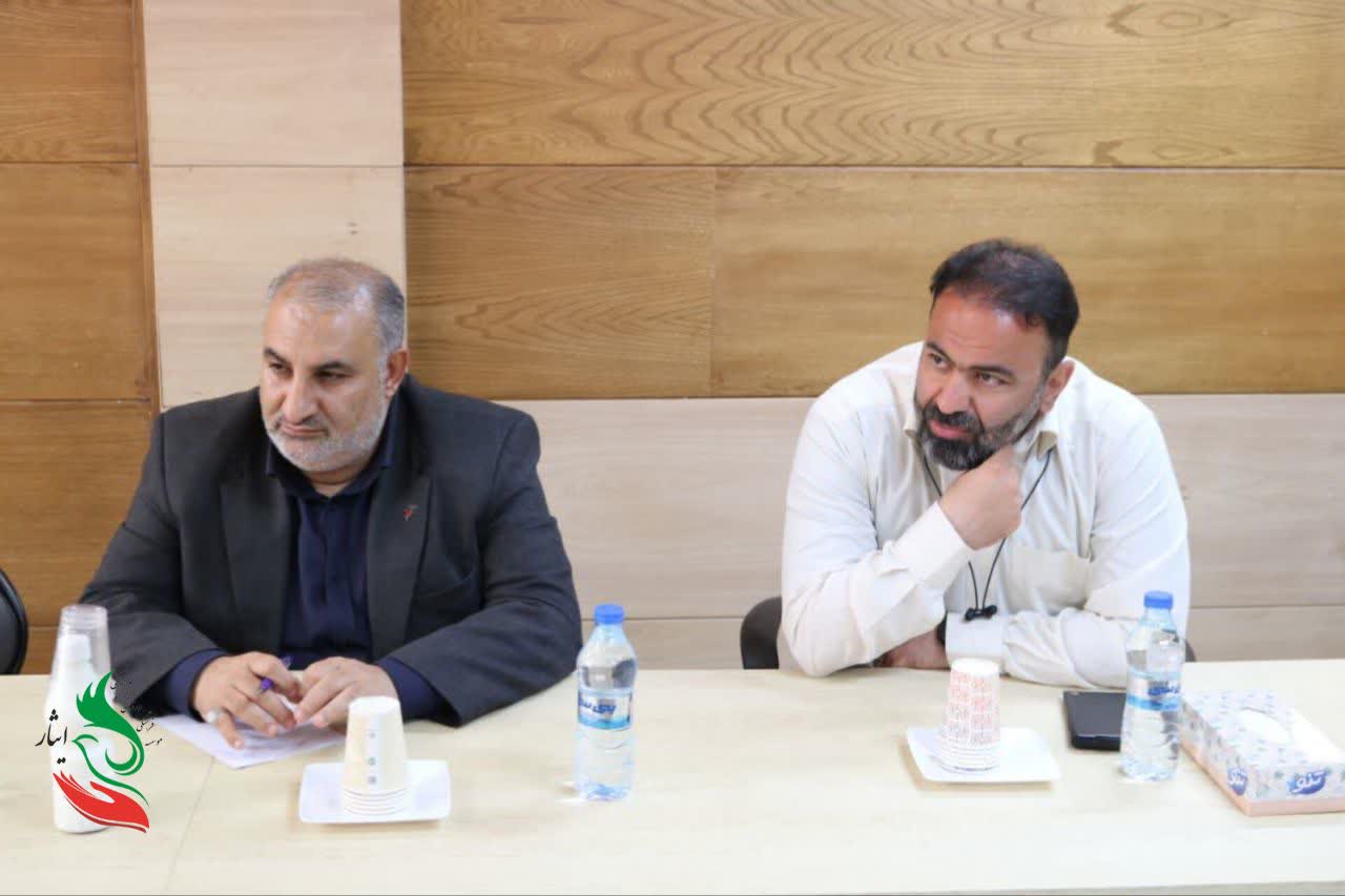 سفر مدیرعامل و جمعی از مدیران موسسه‌ی فرهنگی، ورزشی و توانبخشی ایثار به اصفهان